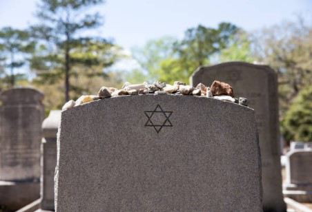 tombe avec étoile de David, pour enterrement juif