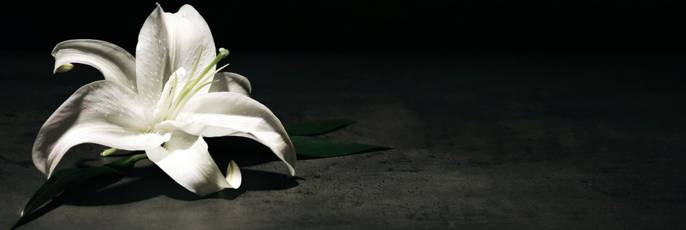 Comment-habiller-un-defunt